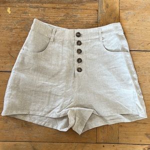 Reformation Tan Button Front Linen Shorts - Size 6